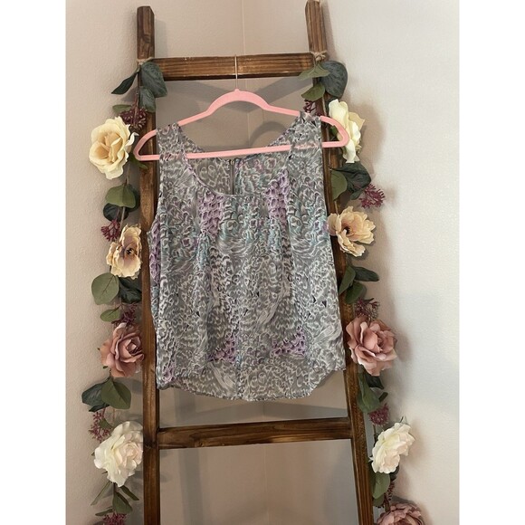 Floral Sleeveless Blouse with Ruffled Neckline Charlotte Russe Size xL - Picture 1 of 7